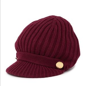 🆕 MICHAEL KORS rib knit peak cap